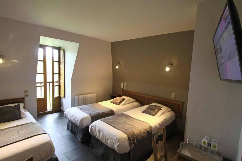 Logis Hotel Archambeau Thonac Zewnętrze zdjęcie